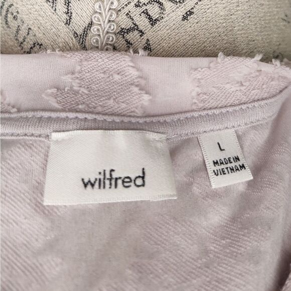 Aritzia floral lace tshirt top - Picture 7 of 12